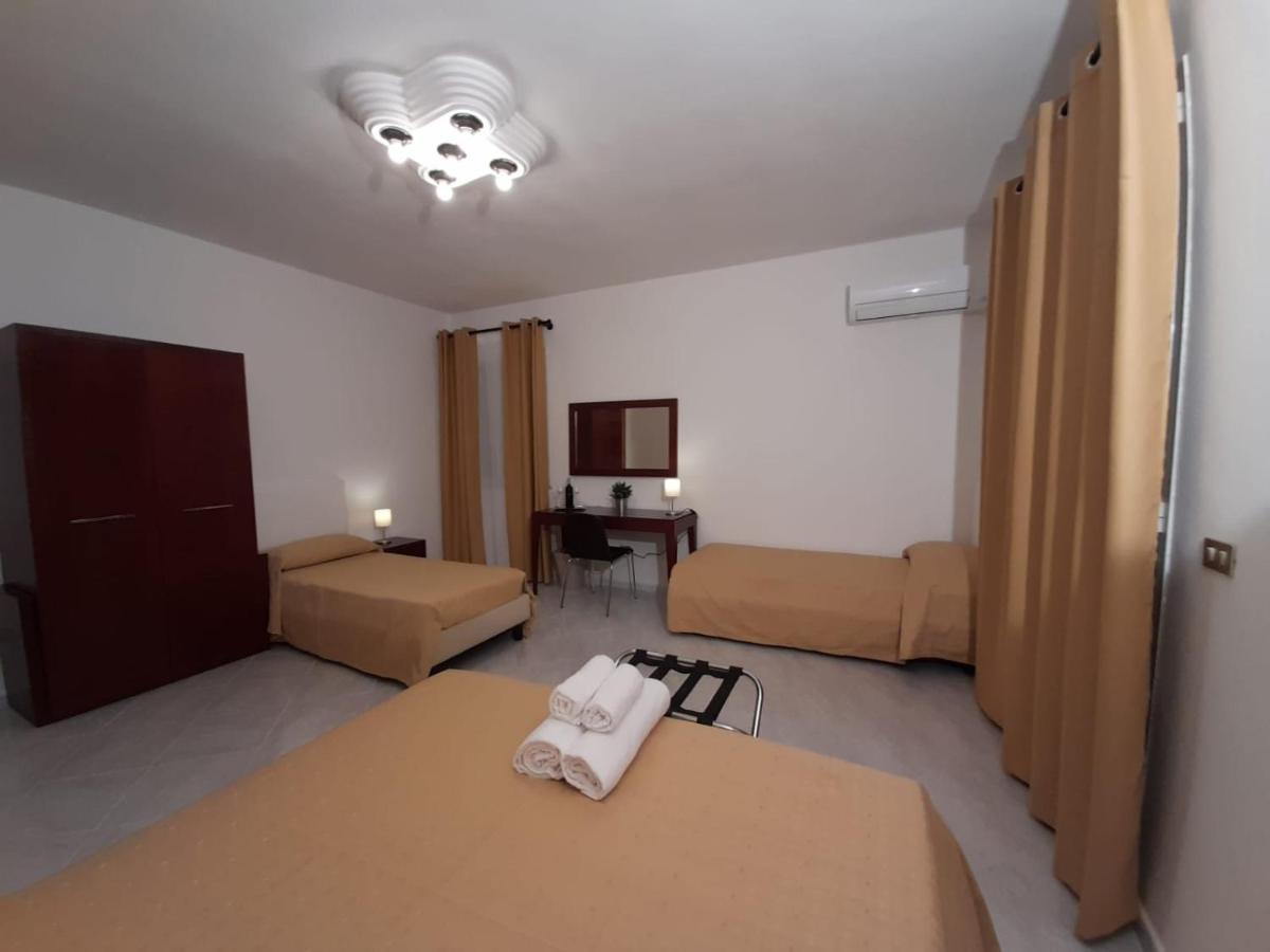 Siracusa Breakfast & Rooms Сиракузы Экстерьер фото