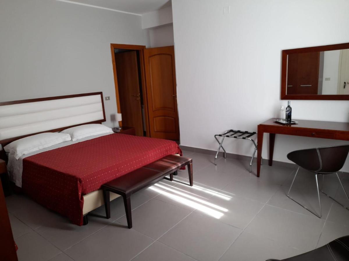 Siracusa Breakfast & Rooms Сиракузы Экстерьер фото